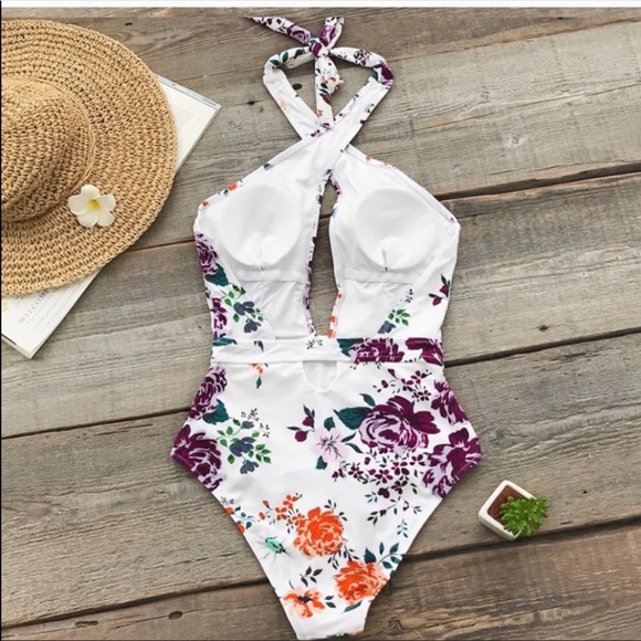 Cupshe Floral One Piece NWOT - Picture 4 of 12